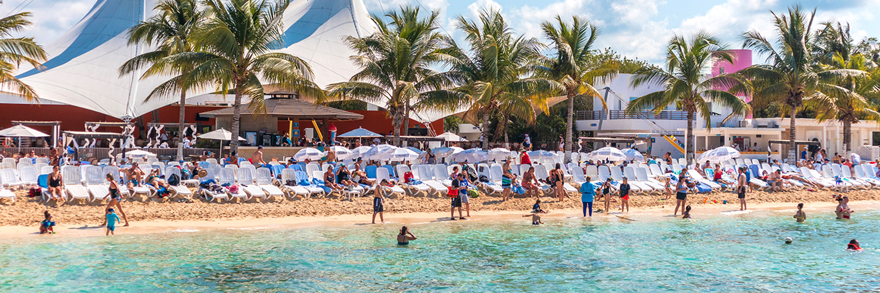 About Us - Playa Mia